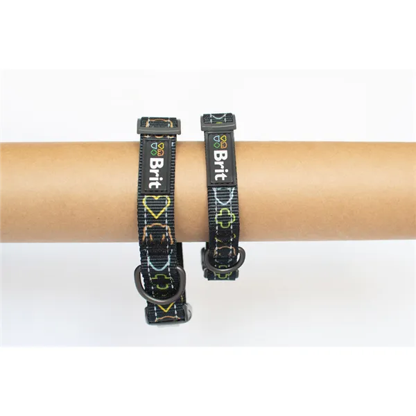 Brit obojek s pojistkou na zapínání M 